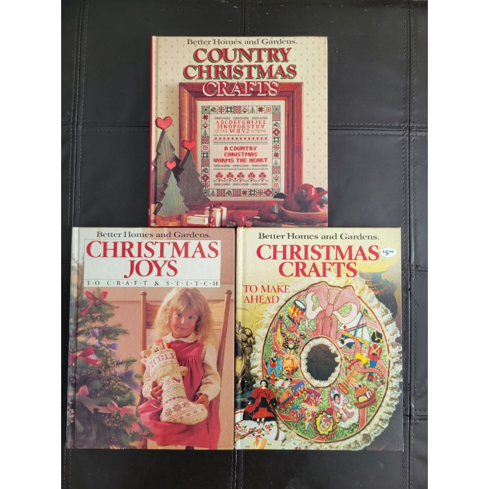 Vintage Better Homes and Gardens Christmas Craft Book Bundle 80s - Picture 2 of 13